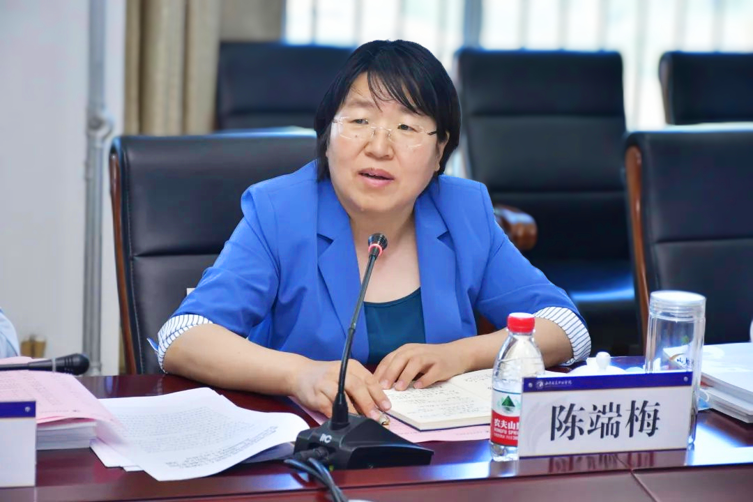 濰坊市副市長、聯合組組長陳端梅講話